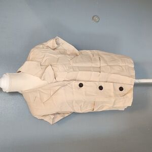 NWOT Cupcakes and Cashmere short sleeve button-down colared shirt